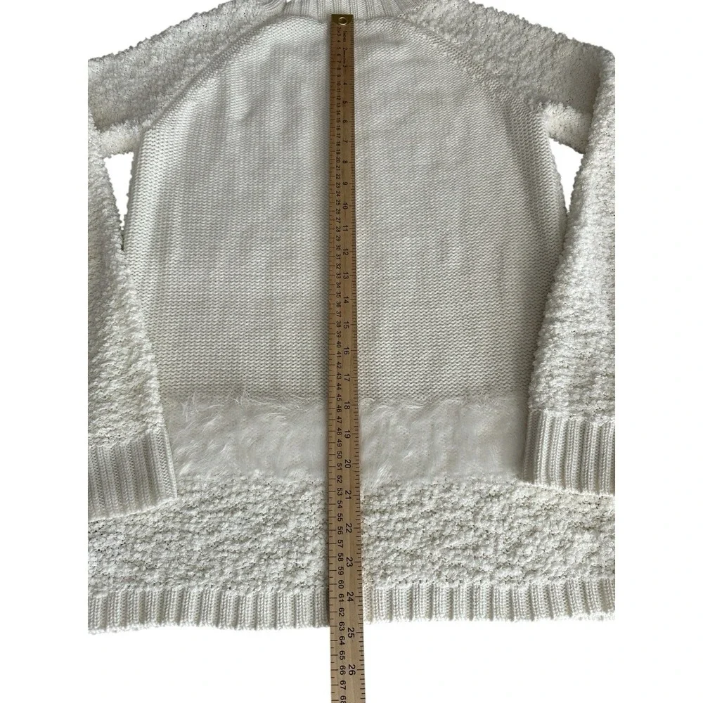Sanctuary Snuggle Cable-Knit Sweater Winter White Sz XS Fuzzy Mixed Yarn Pattern